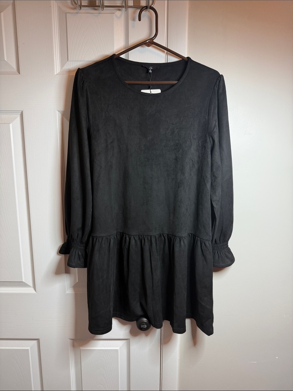 Joh. Black Velvet Long Sleeve Midi Dress